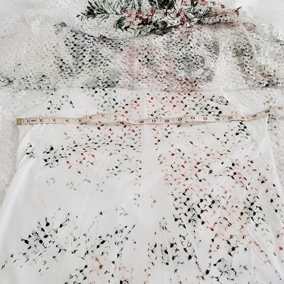 Brittany Black Womens White Lace Floral Poncho Blouse Size Large Spring Summer - Picture 13 of 13